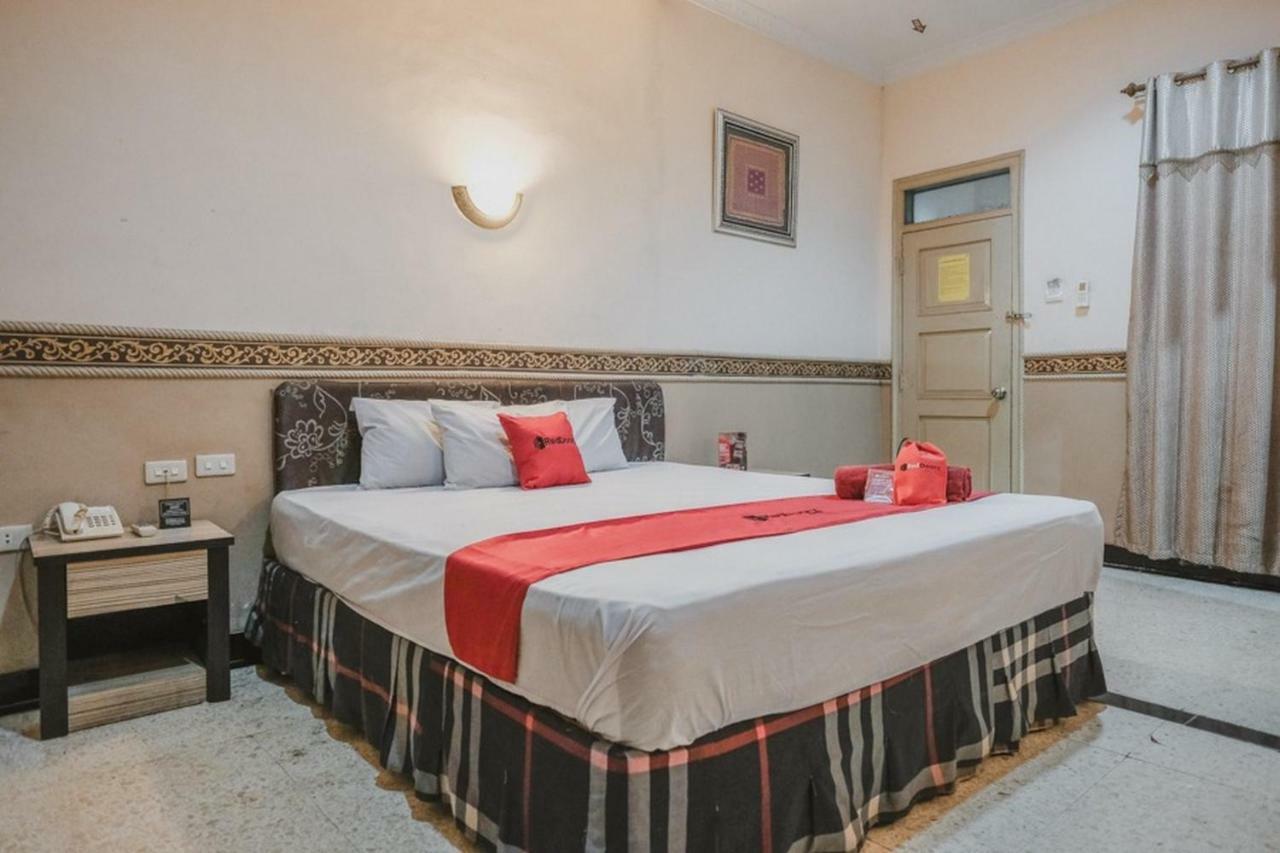 RedDoorz Plus @ Tanjung Karang Lampung 2 Bandar Lampung Bagian luar foto